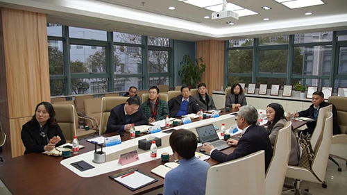 上海市浦东新区政府党组成员、副区长吴强，浦东新区科经委副主任李晓亮，张江管理局副局长吴俊，张江集团副总经理王凯荣等调研K8官网
