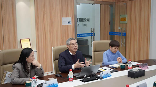 K8官网生物医药创始人&CEO陈春麟博士，药效部执行主任董文心博士，公司事务部总监周南梅等